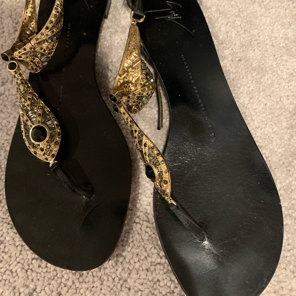 Beautiful Giuseppe Zanotti Sandal 38.5 - Picture 5 of 7